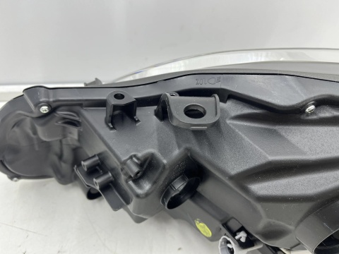 Lampa reflektor Lexus CT 10-17r. NOWA prawa przednia LED oryginalna prawy przód 81145-76061