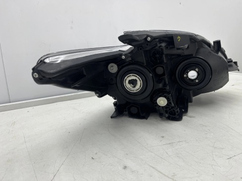 Lampa reflektor Toyota Prius 3 III Lift 12-16r. lewa przednia EU oryginał soczewka lewy przód 81170-47510