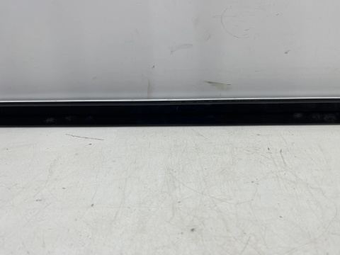 Listwa Hyundai ix35 09-15r. NOWA prawa przednia listwa zgarniająca uszczelka 822202s000