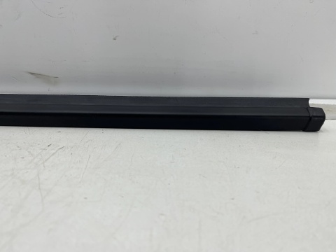 Listwa Suzuki Splash 08-14r. NOWA prawa tylna listwa zgarniająca uszczelka 83841-51k01-000