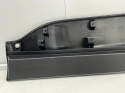 Listwa Toyota Corolla Cross 20r.- prawa przednia dolna nakładka drzwi prawy przód 75731-16820 75073-16010