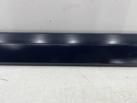 Listwa WV Passat B8 sedan kombi 14-23r. prawa tylna dolna nakładka drzwi prawy tył 3g0854950