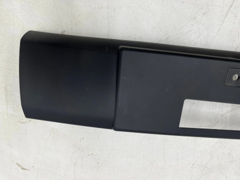 Listwa zderzaka Suzuki Alto 7 VII 09r. przednia dokładka pod tablice rejestracyjną 71721m68k00-5pk