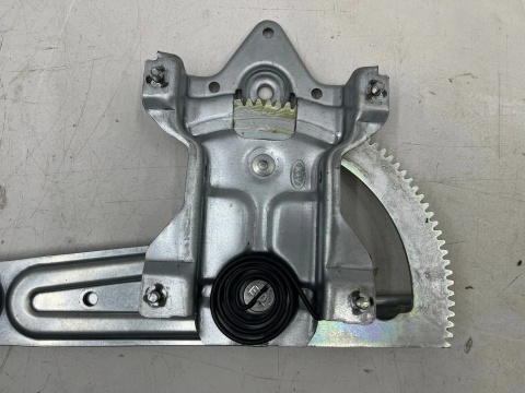Podnośnik szyb Kia Sorento 1 I 02-09r. nowy orginalny lewy przedni mechanizm 824033e000