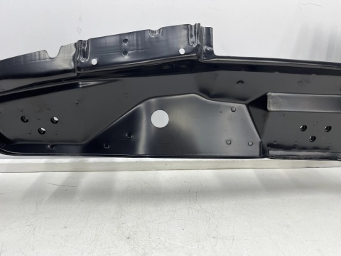 Poszycie Suzuki Vitara I 88-97r. 3Drzwi NOWY prawy tylny słupek bagażnika mocowania klapy drzwi wzmocnienie ćwiartka 64310-61a01
