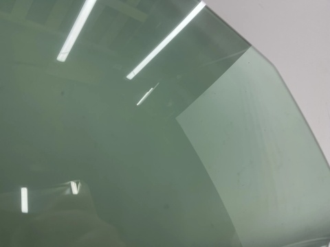 Szyba boczna Mazda CX-30 CX30 19r.- prawa przednia szyba z drzwi