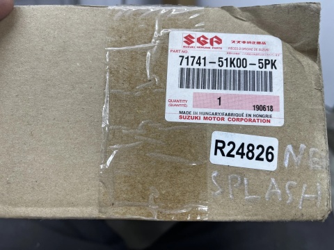 Atrapa Suzuki Splash 08-14r. grill przednia maskownica zderzaka znaczek 71741-51k00-5pk
