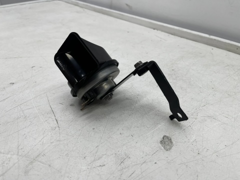 Klakson Nissan Qahqai J11 2 II 13-21r. sygnał dźwiękowy nowy orginalny 25620hv01a