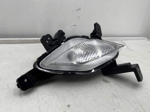 Lampa reflektor Hyundai i30 III PD 16r.- LEWY przedni halogen w zderzak oryginalny DRL 92207g4200