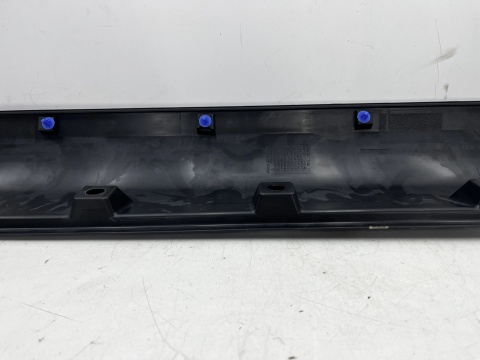 Nakładka progu Suzuki SX4 Sedici 05-14r. prawa listwa progowa zewnętrzna nowa orginalna 77231-79j0
