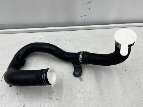 Rura Fiat Doblo 2 II 10-22r. 1.3 multijet łącznik dolotu powietrza intercoolera przewód turbo 52091408