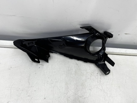 Atrapa Toyota Corolla XII E21 18-22r kratka zderzaka prawa przednia obudowa LED halogenu oryginalna zaślepka listwa 81481-02a21