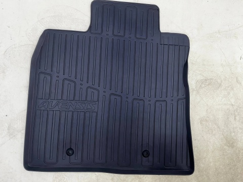 Dywaniki gumowe Toyota Avensis 3 III T270 09-18r. komplet NOWYCH Oryginalnych dywaników wycieraczka pz49l-t0352-rj