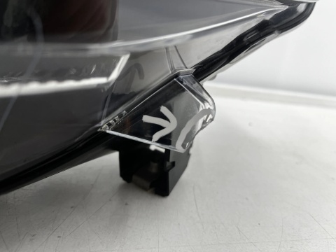 Lampa reflektor Citroen Jumpy SpaceTourer Scudo Ulysse Vivaro C Zafira Life 16-23r. lewa przednia Europa H1 H7 oryginał