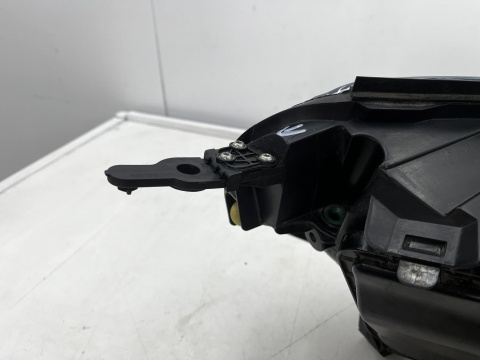 Lampa reflektor Citroen Jumpy SpaceTourer Scudo Ulysse Vivaro C Zafira Life 16-23r. lewa przednia Europa H1 H7 oryginał