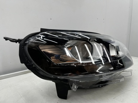 Lampa reflektor Citroen Jumpy SpaceTourer Scudo Ulysse Vivaro C Zafira Life 16-23r. prawa przednia Europa H1 H7 oryginał