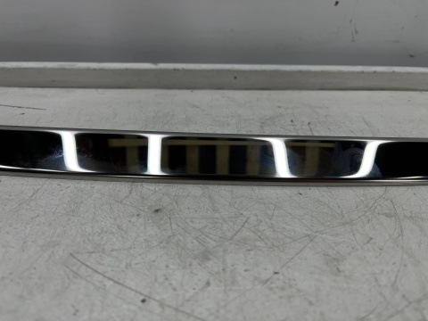 Listwa atrapy Suzuki SX4 S-Cross 13-16r. NOWA nakładka GÓRNA grilla chrom oryginalny listewka 77501-61m00