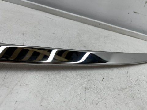 Listwa atrapy Suzuki SX4 S-Cross 13-16r. NOWA nakładka GÓRNA grilla chrom oryginalny listewka 77501-61m00
