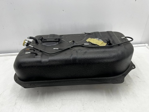 Zbiornik paliwa Suzuki Vitara 1 I 88-97r. BENZYNA bak nowy orginalny 89101-64a50