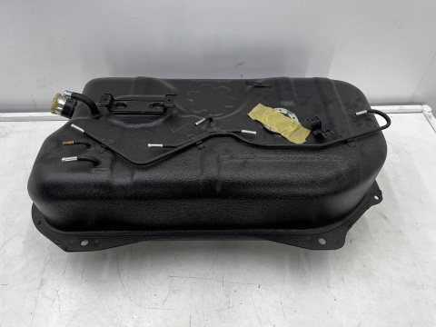 Zbiornik paliwa Suzuki Vitara 1 I 88-97r. BENZYNA bak nowy orginalny 89101-64a50