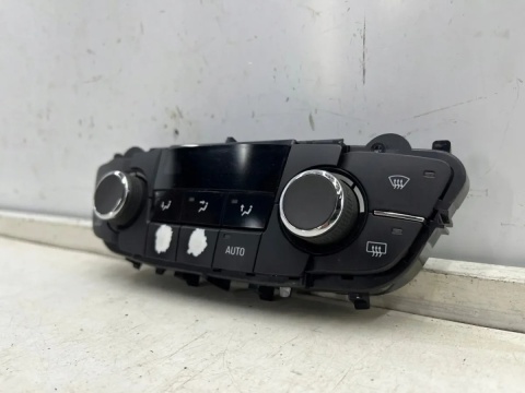 Panel klimatyzacji Opel Insignia A 08-17r. sterowania nawiewem wentylacją