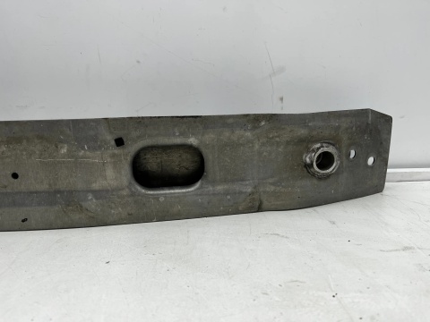 Belka zderzaka Audi A4 B9 8w Audi A5 II 8w F5 Coupe Sportback 15-24r. przód przednie wzmocnienie pasa 8w0807113