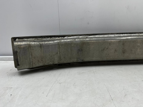 Belka zderzaka Audi A4 B9 8w Audi A5 II 8w F5 Coupe Sportback 15-24r. przód przednie wzmocnienie pasa 8w0807113