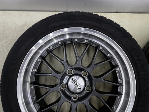 Felgi aluminiowe VW 7,5jx17 ET? 5x112 DOTZ REVVO DARK felgi r17 cali polerowany rant KOMPLET z oponami