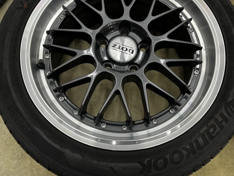 Felgi aluminiowe VW 7,5jx17 ET? 5x112 DOTZ REVVO DARK felgi r17 cali polerowany rant KOMPLET z oponami