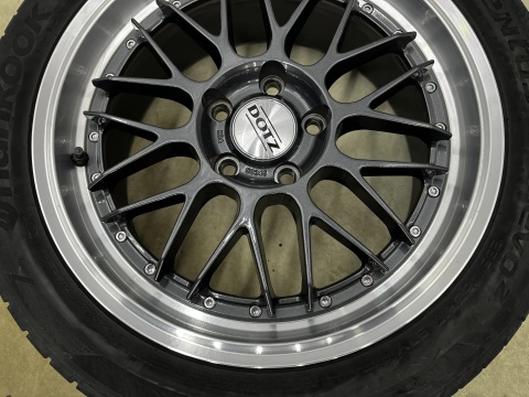 Felgi aluminiowe VW 7,5jx17 ET? 5x112 DOTZ REVVO DARK felgi r17 cali polerowany rant KOMPLET z oponami