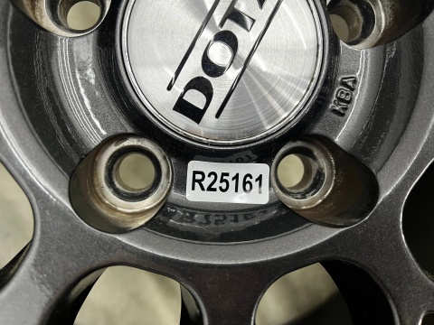 Felgi aluminiowe VW 7,5jx17 ET? 5x112 DOTZ REVVO DARK felgi r17 cali polerowany rant KOMPLET z oponami