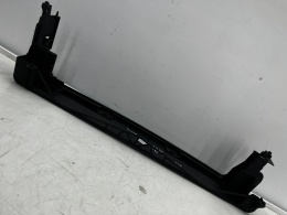 Mocowanie chłodnicy BMW F10 F11 F12 F13 F01 F02 F06 F07 18r- górna pokrywa panel chłodnic pasa przedniego Oryginalne 7804618