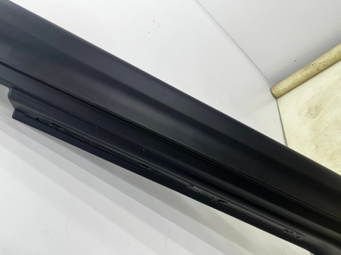 Nakładka progu Mini One Cooper III F56 3Drzwi 13-24r. Cabrio Coupe prawa listwa prawy próg zewnętrzny 7300818