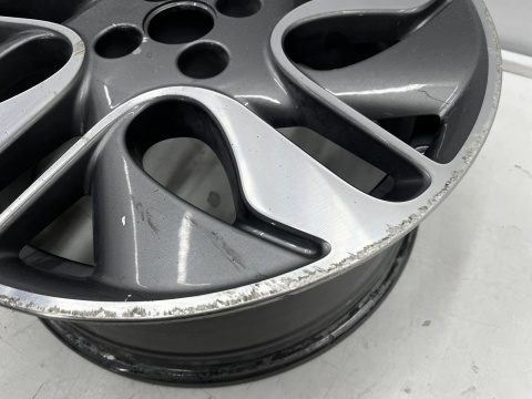Felga aluminiowa Renault Clio 4 IV Zoe Captur 12-24r. felga r17 cali 7jx17 ET44 4x100 pojedyncza oryginalna 403000803r
