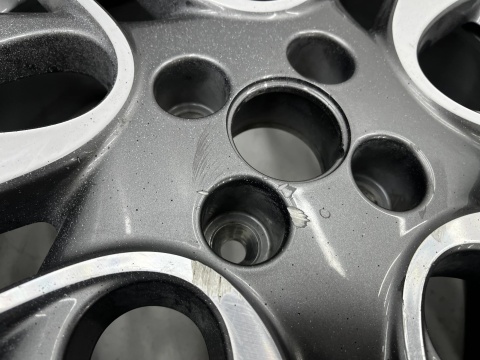 Felga aluminiowa Renault Clio 4 IV Zoe Captur 12-24r. felga r17 cali 7jx17 ET44 4x100 pojedyncza oryginalna 403000803r