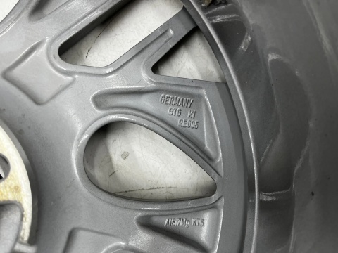 Felga aluminiowa Renault Clio 4 IV Zoe Captur 12-24r. felga r17 cali 7jx17 ET44 4x100 pojedyncza oryginalna 403000803r