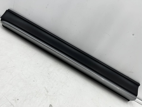 Listwa Mazda CX-5 II KP LIFT 21-25r. lewa przednia dolna nakładka drzwi lewy przód kpf151rb0