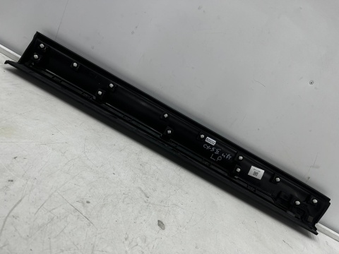 Listwa Mazda CX-5 II KP LIFT 21-25r. lewa przednia dolna nakładka drzwi lewy przód kpf151rb0