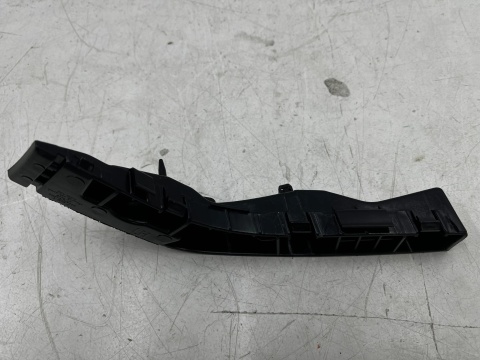 Ślizg Hyundai i30 1 I 07-12r. lewe przednie mocowanie uchwyt zderzaka wspornik 865132r000