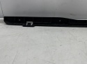 Ślizg Opel Zafira B 05-14r. tylne środkowe mocowanie zderzaka wspornik uchwyt tył ORYGINALNY 13157605