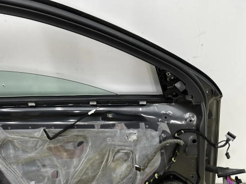 Drzwi Opel Insignia A I 08-17r. lewe przednie lewy przód Z177