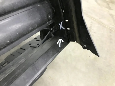 Pas przedni Peugeot 208 II 2008 II Mokka B Corsa F 19r- wzmocnienie czołowe ramka chłodnic żaluzje osłona oryginalny 9823718480