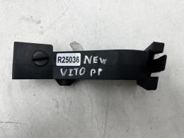 Ślizg Mercedes Vito w447 w448 14r.- prawy przód a4478850218