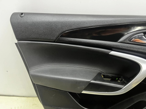 Tapicerka Opel Insignia A 08-17r. kombi boczki drzwi KOMPLET prawy lewy tył przód