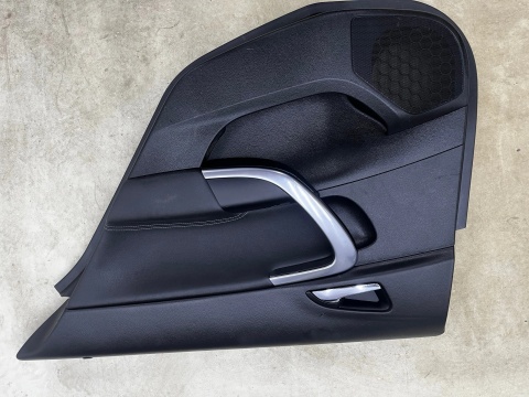 Tapicerka Opel Insignia A 08-17r. kombi boczki drzwi KOMPLET prawy lewy tył przód
