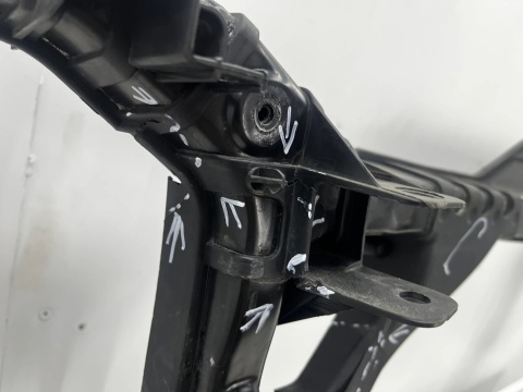 Pas przedni Audi A4 B8 Audi A5 8T 08-16r wzmocnienie czołowe ramka chłodnic oryginalny 8k0805594m