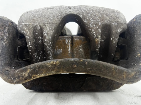Zacisk hamulcowy Opel Insignia A 08-17r. PRAWY tylni jarzmo prawy tył