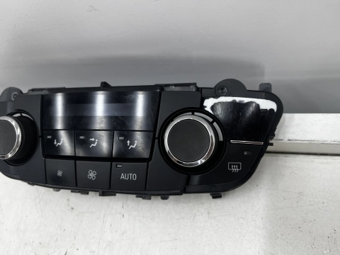 Panel klimatyzacji Opel Insignia A 08-17r. sterowania nawiewem wentylacją 13273097