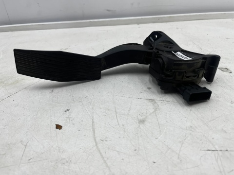 Pedał gazu Opel Insignia A 08-17r. potencjometr gazu czujnik EU 13237352