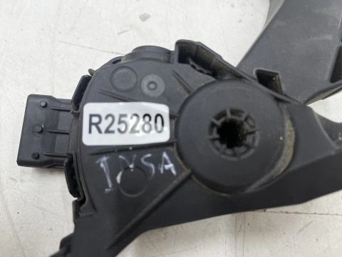 Pedał gazu Opel Insignia A 08-17r. potencjometr gazu czujnik EU 13237352